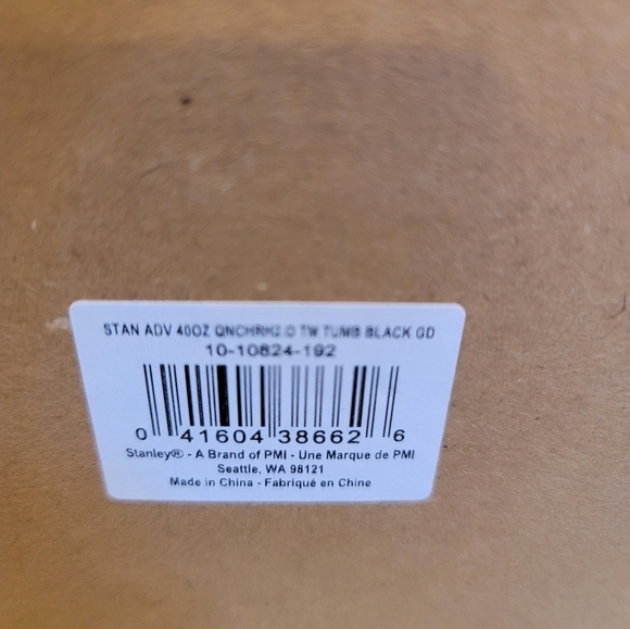 Stanley Quencher 40 oz Black Gloss Deco NIB - Picture 3 of 16